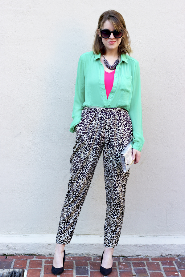 how to wear leopard print pants