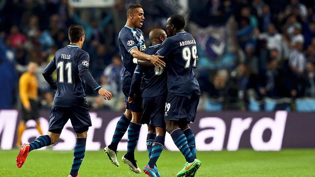 150310_POR_Porto_v_SUI_Basel_4_0_Porto_players_celebrate