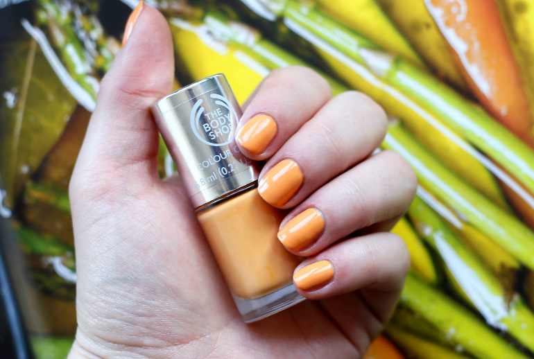 the body shop, the body shop nagellak, the body shop apricot kiss, fashion blogger, fashion is a party, beautyblog, lente, nagellak lente, the body shop nagellak review, the body shop nail polish, nails of the day, lente 2015
