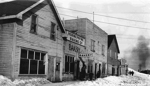 winter ontario canada history streetscene bakery drugstore stores gaspump businesses hornepayne hornepaynebakingco