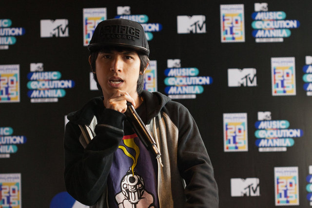 160646-Abra performing at MTV Music Evolution 2015 press briefing (Credit - MTV Asia)-2a611f-large-1427353752