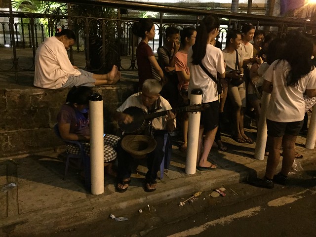 beggars, Intramuros