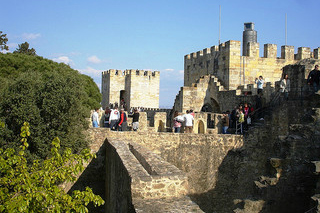 http://hojeconhecemos.blogspot.com.es/2013/02/do-castelo-de-s-jorge-lisboa-portugal.html