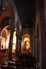Basilique Saint-Martin d-Ainay à Lyon - Photo of Fontaines-sur-Saône