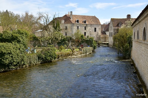 village rivière bourgogne cotedor