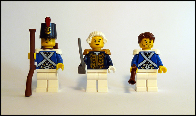 Neuf LEGO Pirates Impérial Soldat Minifigurine Torse Bleu Rouge Capitaine Amiral 