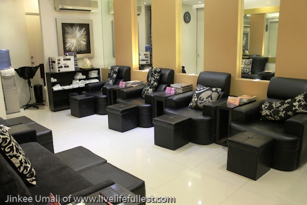 Luxe Aura Nail and Face Salon