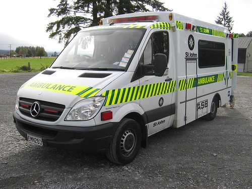new mercedes benz ambulance vehicles zealand 315cdi