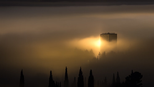 fog torre nebbia umbria magione lambardi