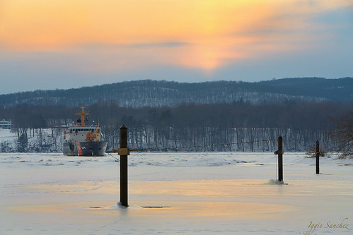 trees winter light sunset coastguard snow newyork ice river frozen ship upstate hudsonriver hydepark hils