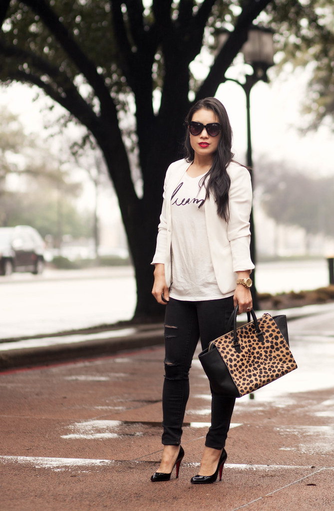 cute & little blog | petite fashion | monochrome white blazer, graphic print tee, black distressed jeans, louboutin decollete, clare v leopard sandrine satchel, hourglass icon red lipstick outfit