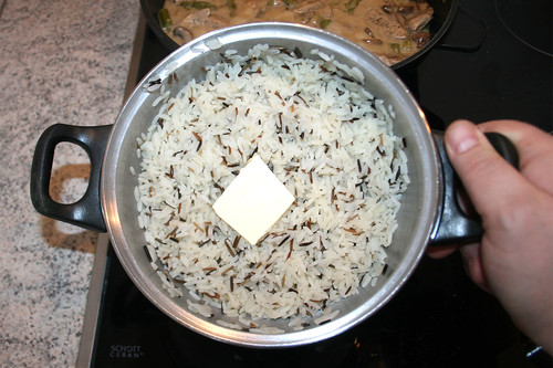 39 - Butter in Reis schwenken / Melt butter in rice