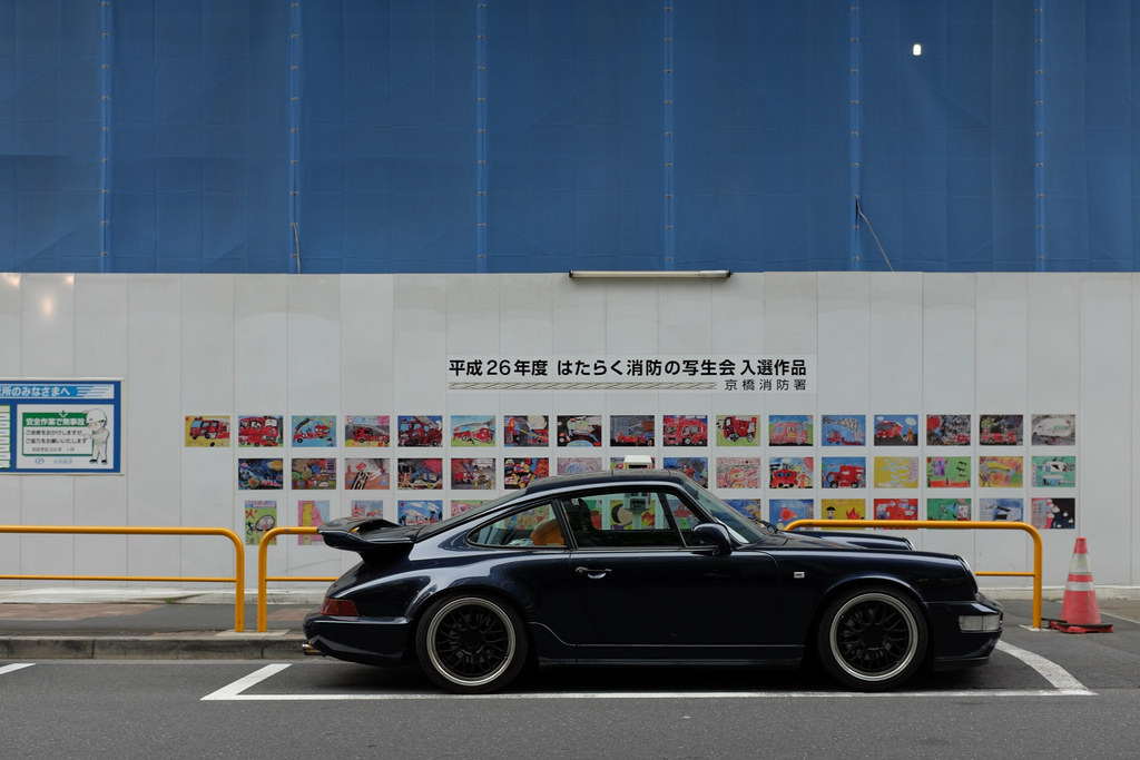 Porsche 911(964) side view 2015/04/24 X1004090