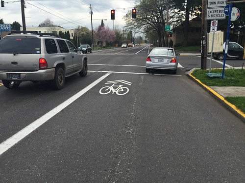 New bike lane striping at N Rosa Parks and Albina-3