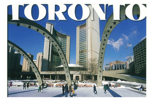 Toronto - Nathan Paillips square - skating