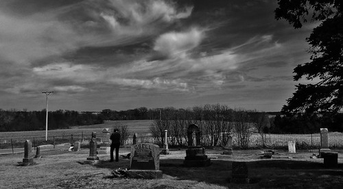 sky blackandwhite cemetery graveyard clouds illinois peace faith reverence eternity cloudsstormssunsetssunrises