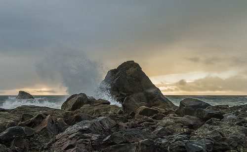 ocean sunset storm water rock waves pacific crashing