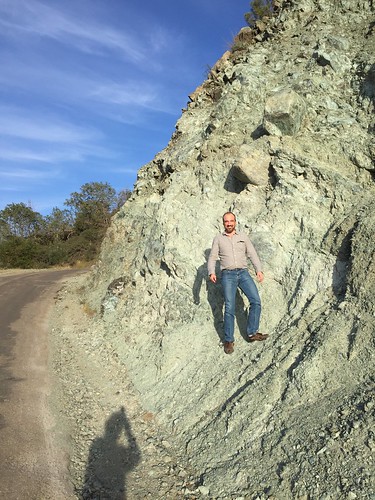 Jay on serpentine roadcut on Figueroa Mountain in April