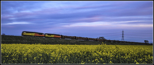 train logs railway shrewsbury battlefield freight class56 56078 56105 type5 colasrail 6m51 chirktimber