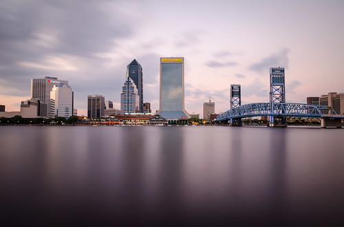 sunset bw usa river evening us spring cityscape unitedstates florida jacksonville goldenhour stjohnsriver wellsfargocenter bankofamericatower neutraldensityfilter verylongexposure nd110 johntalsopjrbridge southbankriverwalk imagenusphotography everbankcenter jacksonvillemaritimeheritagecenter stjohnsriverparkandmarina