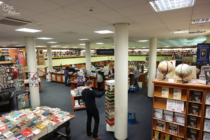 oxford blackwell bookshop interior