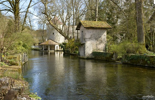 village rivière bourgogne cotedor
