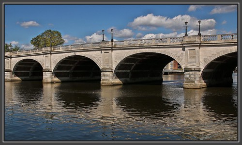 reflections bridges surrey views thethames canoneos70d kingstonuponthamesbridge