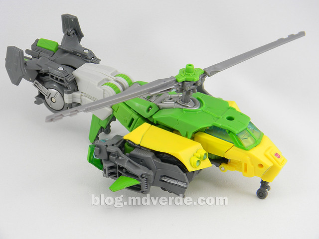 Transformers Springer Voyager - Generations - modo helicóptero