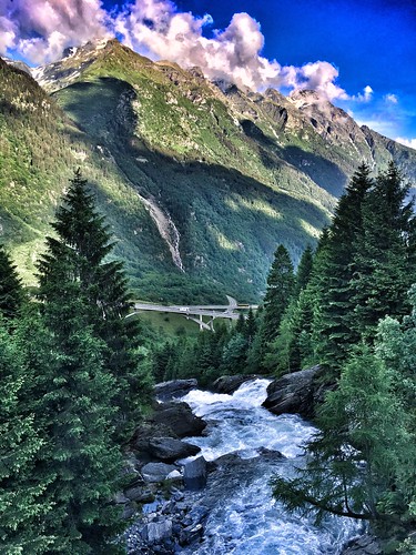 wolken clouds mountains suisse schweiz switzerland iphone6s snapseed berge