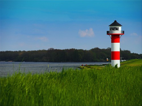 lighthouse geotagged deutschland deu elbe niedersachsen grünendeich lühe leuchturm geo:lat=5357031349 geo:lon=963616848