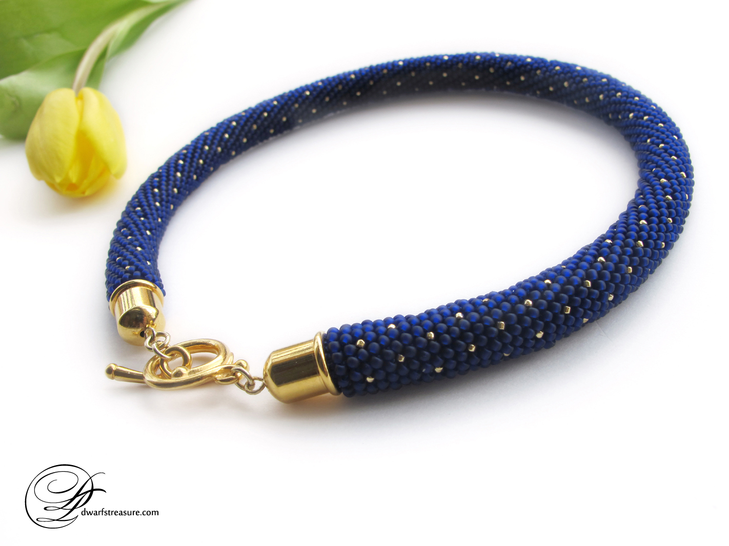 Fashion chic blue glass bead custom choker with gold pattern