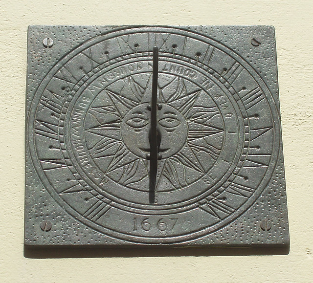 200908160071_sundial-cropped
