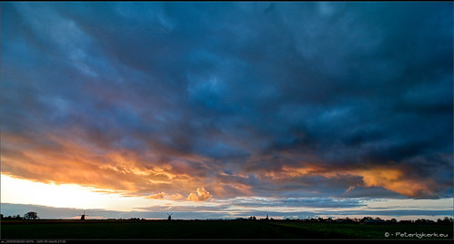 clouds sunrise geotagged nederland wolken windmills 100000 molens schermer nld schermerhorn zonsopkomst provincienoordholland peterbijkerkeu langerust korterust geo:lat=5260543721 geo:lon=487097472