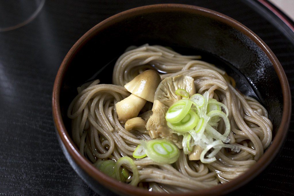 Japanese soba noodles with mushrooms / きのこそば / 乗瀬高原荘 (長野県小諸市)