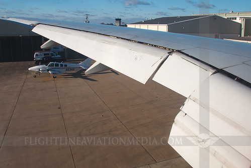 mississippi airplane airport aircraft aviation wing jet emirates boeing scrapping 777 stockphoto flaps tup tupelo 777200 canon50d 77721h ktup bruceleibowitz a6emd flightlineaviationmedia