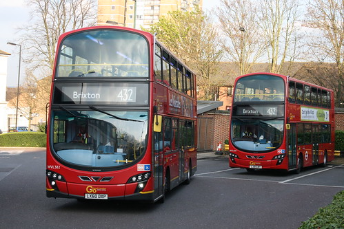 London General WVL382 and WVL439 on Route 432, Anerley