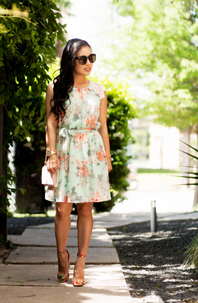 cute & little blog | petite fashion | Byer California mint floral crochet dress, tory burch robinson wallet on chain, justfab floral strappy sandals | spring summer outfit