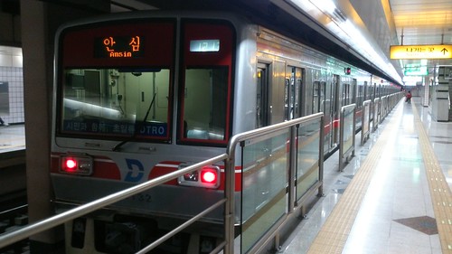 Daegue Metro 1000series in Anjirang, Daegue, Gyeongsangbuk-do, S.Korea /March 29,2015