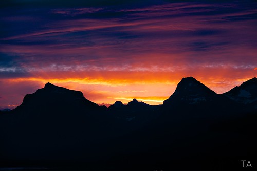 usa sunrise montana mt glaciernationalpark westglacier