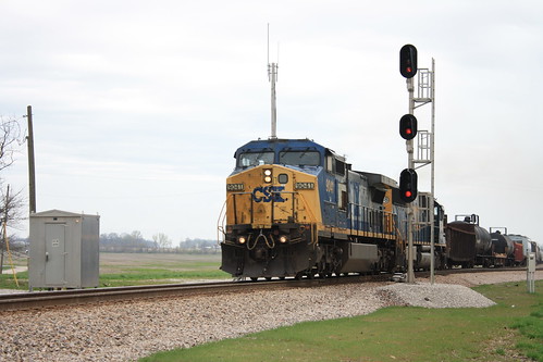 railroad electric train general indiana ge signal carlisle csx
