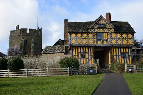 england house castle shropshire stokesay