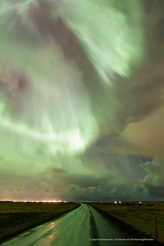 nightphotography sky clouds canon stars iceland nightscape nocturne ísland northernlights auroraborealis norðurljós top20aurora canoneos5dmarkiii tokinaatx1628mmf28profx kjartanguðmundur