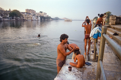 morning film analog sunrise bath scan udaipur ghat