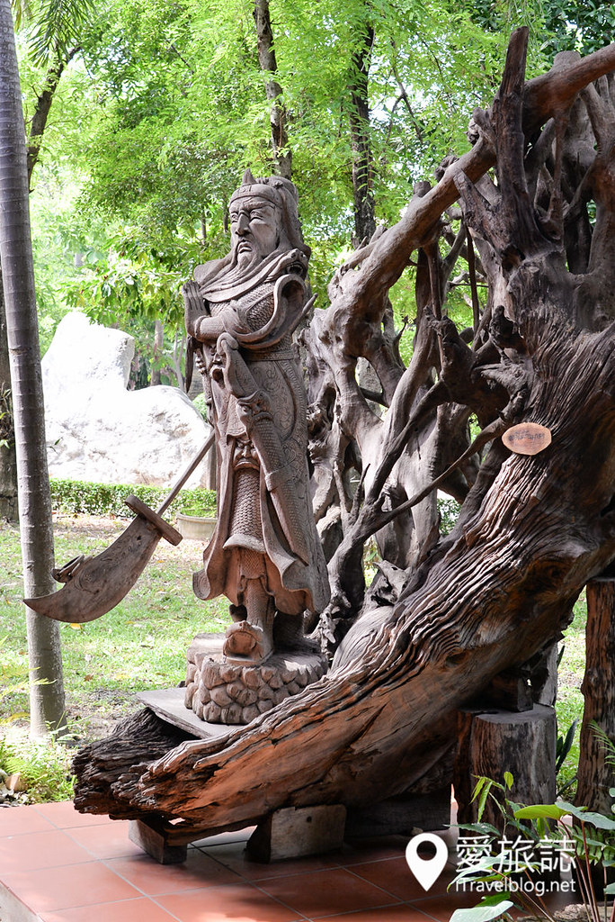 泰国佛统木雕博物馆 Woodland Muangmai (13)