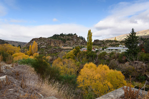 autumn trees newzealand sky clouds buildings landscape hills southisland centralotago roxburgh cluthariver tripdownsouth teviotvalley