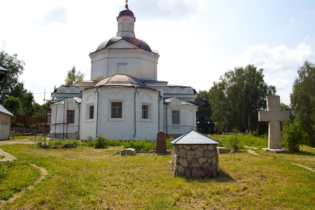 Таруса, Россия, Воскресенская церковь