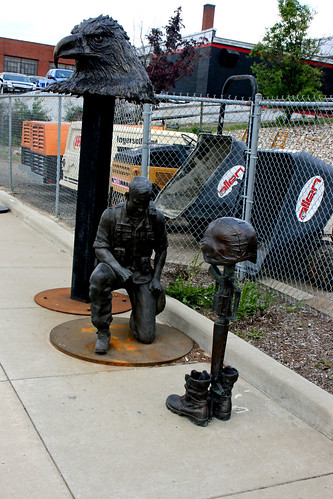 ohio sculpture art metal bronze soldier memorial midwest eagle zanesville veteran soldiermemorial bronzeeagle bronzesoldier ohiosculpture ohiosculptor