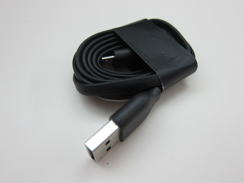 YotaPhone 2 - USB Cable
