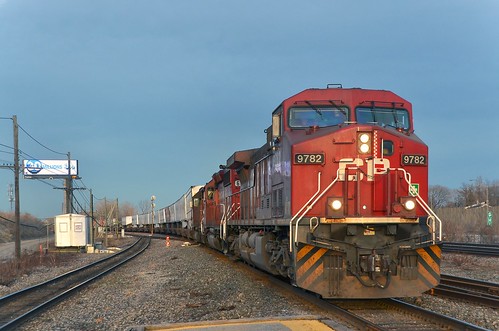 quebec montreal canadianpacific expressway cp ge lachine piggyback generalelectric unstoppable tofc ac4400cw cp5763 cp9782 cp133 vaudreuilsub cp6613