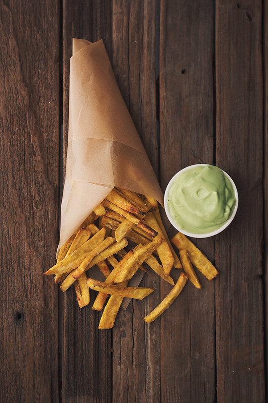 Baked Plantain Fries with Garlic Avocado Dipping Sauce